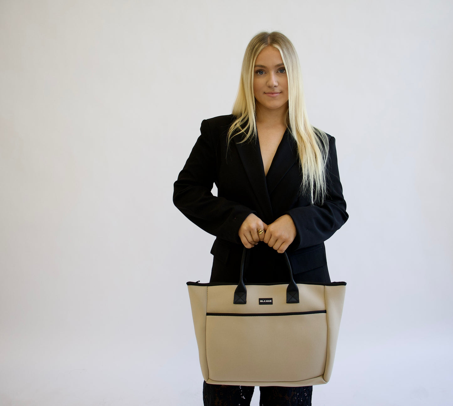 ISLA MAE Exclusive Tote - Latte
